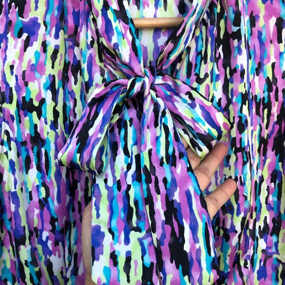 TAHARI Arthur S. Levine Sleeveless Top Size PM - Picture 5 of 7